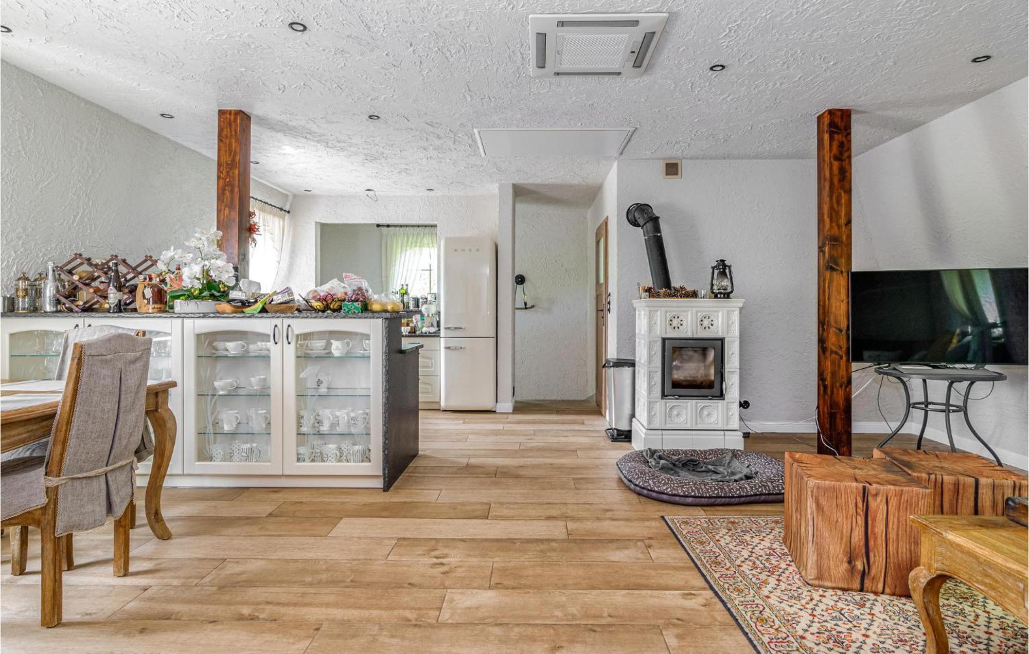 Amazing Home In Gniewino With Kitchen Dış mekan fotoğraf